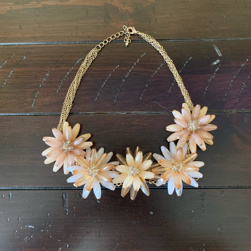 Ann Taylor necklace